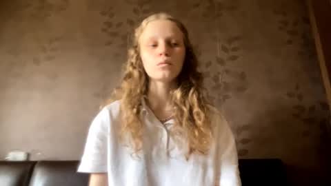 Sophia online show from 10.03.25