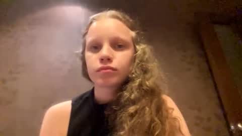 Sophia online show from 10.11.25