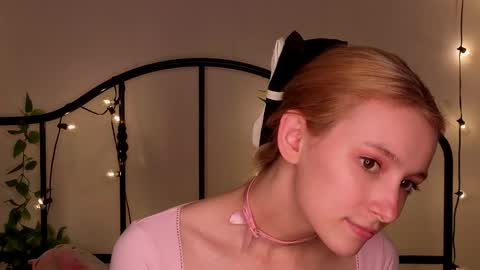 Hi Im NikaComing back online on Monday 3 online show from 05.15.26