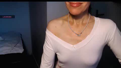 Snapshot of berry2024 chatting on 09.26.25 berry2024 online show from 09.26.25