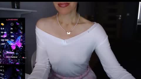 Snapshot of berry2024 chatting on 10.04.25 berry2024 online show from 10.04.25