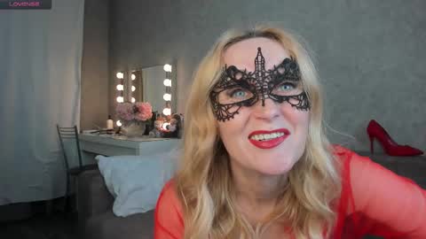 Snapshot of best__angelica chatting on 10.08.25 best__angelica online show from 10.08.25