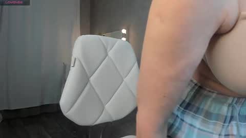 Snapshot of best__angelica chatting on 10.09.25 best__angelica online show from 10.09.25