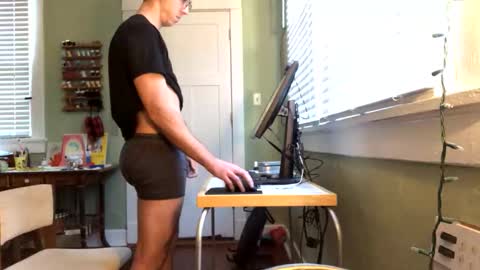 best_triam online show from 10.29.25