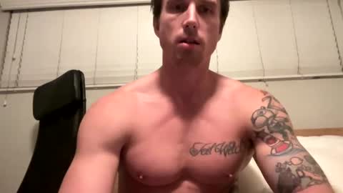 Snapshot of bestcoast35 chatting on 02.09.25 Bestcoast3579 online show from 02.09.25