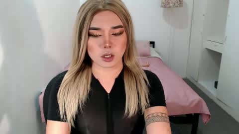 bestgirljulia online show from 09.09.25