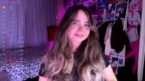 Snapshot of bestie_me chatting on 10.22.25 Emily  Stream every day  online show from 10.22.25