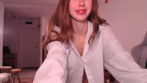 Snapshot of bestzoeyever chatting on 12.15.24 Zo online show from 12.15.24