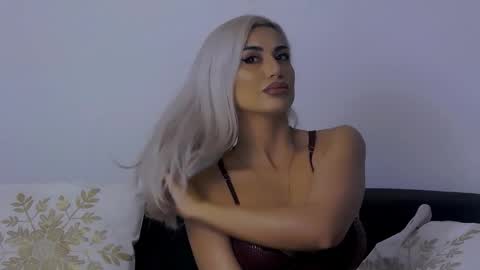 bethierusse online show from 12.20.25