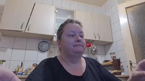 bethnorth online show from 09.28.25