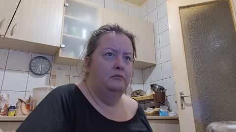 bethnorth online show from 10.09.25