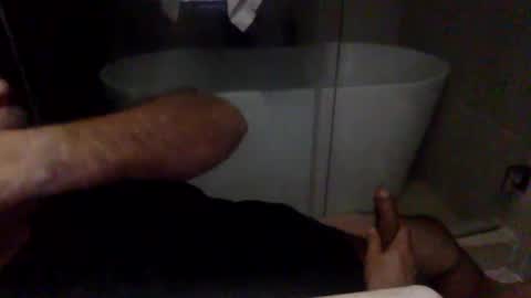 Snapshot of betoooox chatting on 10.07.25 Virtual Gentleman online show from 10.07.25