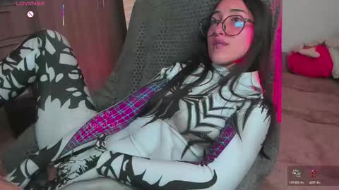 Snapshot of betsabe_butlers_ chatting on 10.05.25  Automatic Espresso Coffee Maker50000tkns left    online show from 10.05.25