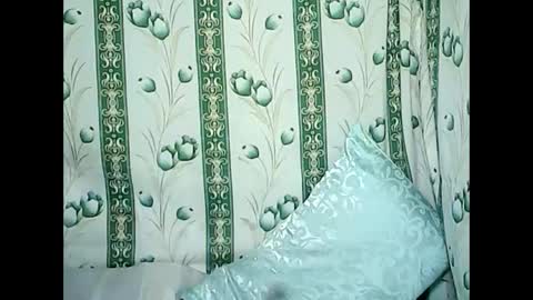 betty_83 online show from 01.11.25