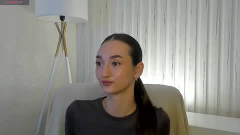 Snapshot of betty_watts chatting on 07.12.26 Kelly online show from 07.12.26