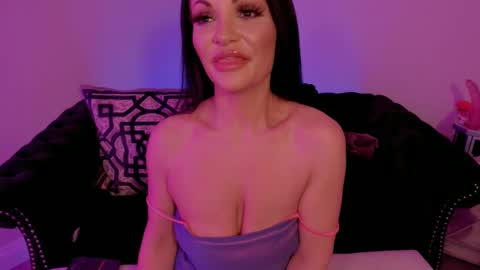 NatashaxoBangs online show from 03.03.25