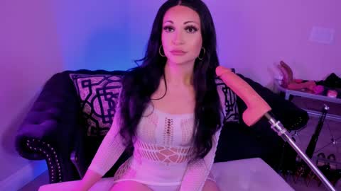 NatashaxoBangs online show from 09.12.25