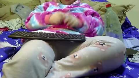 Snapshot of bety25 chatting on 01.10.25 bety25 online show from 01.10.25