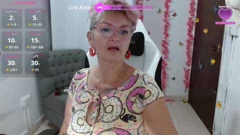 Snapshot of bety_cum3 chatting on 09.10.25 bibiana online show from 09.10.25