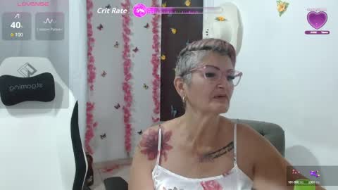 Snapshot of bety_cum3 chatting on 09.15.25 bibiana online show from 09.15.25