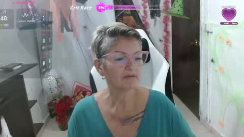 Snapshot of bety_cum3 chatting on 10.25.25 bibiana online show from 10.25.25
