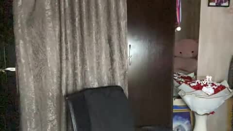 Sophie online show from 04.05.26