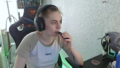 beverly_yay online show from 05.27.26