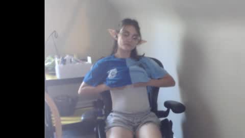 Snapshot of bex_black chatting on 09.26.25 Bex Black online show from 09.26.25