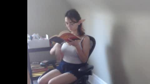 Snapshot of bex_black chatting on 09.29.25 Bex Black online show from 09.29.25