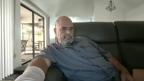 Snapshot of bgbelch chatting on 11.07.25 bgbelch online show from 11.07.25