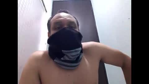 Snapshot of bggerardo820208 chatting on 12.10.24 Masturbator 3000 online show from 12.10.24