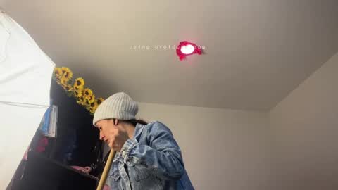 Snapshot of biancamirage1 chatting on 04.13.26 Bianca Mirage online show from 04.13.26