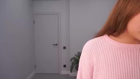 Snapshot of bibimusic chatting on 09.28.25 Ophelia online show from 09.28.25