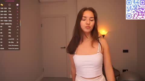 Snapshot of bibimusic chatting on 10.12.25 Ophelia online show from 10.12.25