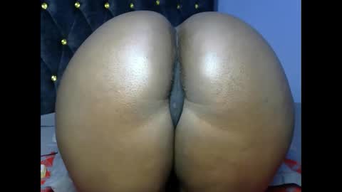 Snapshot of big_black_bootyy chatting on 10.16.25 bbw online show from 10.16.25