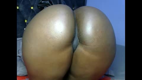 Snapshot of big_black_bootyy chatting on 10.23.25 bbw online show from 10.23.25