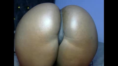 Snapshot of big_black_bootyy chatting on 10.27.25 bbw online show from 10.27.25