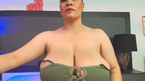Tell me Sophia  online show from 12.27.24