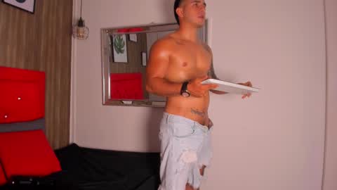 Tylerr online show from 10.03.25