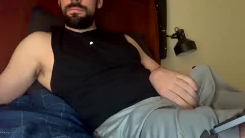 Snapshot of bigandhard6992 chatting on 01.10.25 HARDNBIG online show from 01.10.25