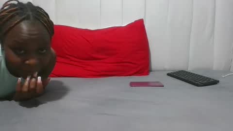 Snapshot of bigass2030 chatting on 10.15.25 tanya online show from 10.15.25