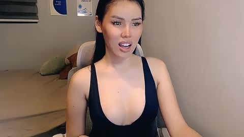 Snapshot of bigassslutdoll chatting on 06.30.26 Mia online show from 06.30.26