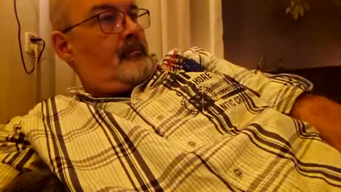 Snapshot of bigbibear88 chatting on 12.30.24 bigbibear88 online show from 12.30.24