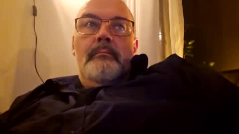 Snapshot of bigbibear88 chatting on 02.15.25 bigbibear88 online show from 02.15.25