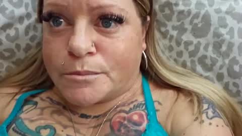 Tiffany online show from 01.05.25