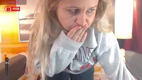 Snapshot of bigboobsarri chatting on 12.09.24 BigBoobsArri online show from 12.09.24