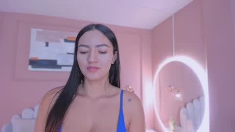 Snapshot of bigboobsnaughty1 chatting on 12.14.24 online show from 12.14.24