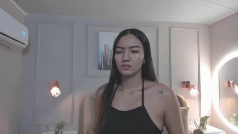 Snapshot of bigboobsnaughty1 chatting on 12.22.24 online show from 12.22.24