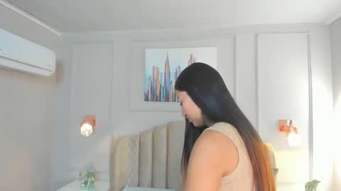 Snapshot of bigboobsnaughty1 chatting on 12.27.24 online show from 12.27.24