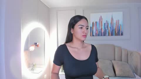 Snapshot of bigboobsnaughty1 chatting on 01.28.25 online show from 01.28.25